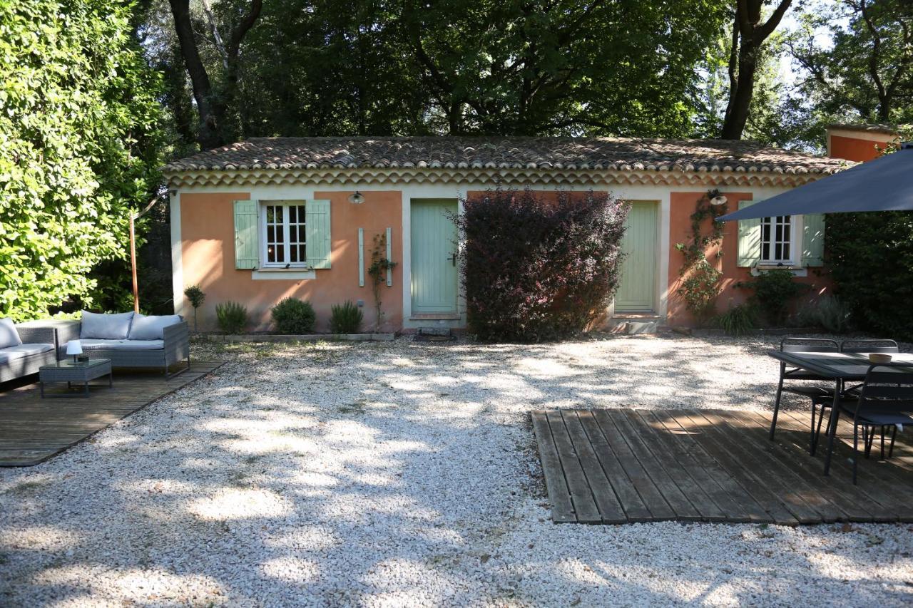 Le Pavillon -