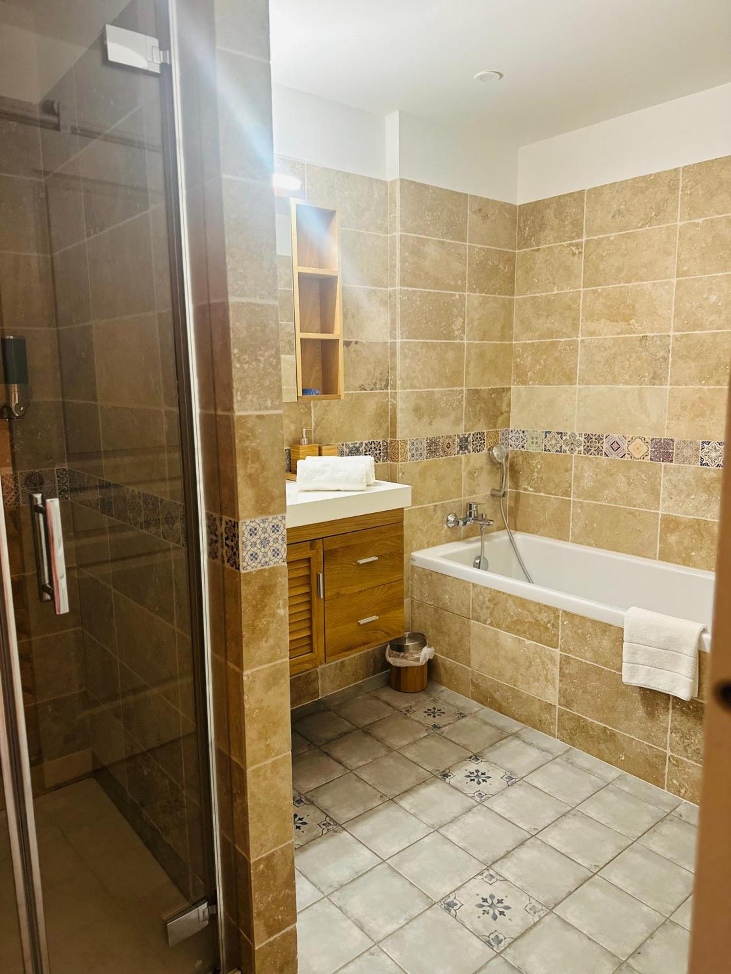 Bed & Breakfast Le Pavillon - *