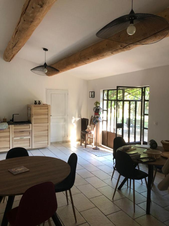 Le Pavillon - * Vedene